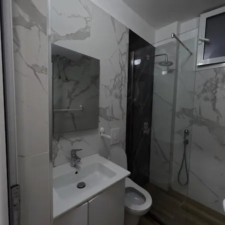 Olympia 3* Vlorë